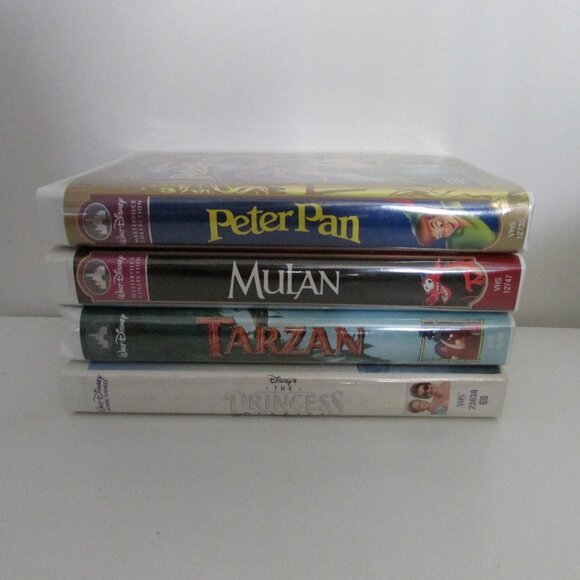 VHS Tapes - 4 Disney movies - Picture 1 of 16